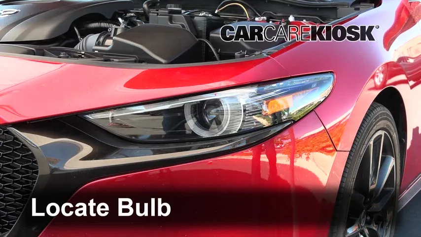 2019 Mazda 3 Premium 2.5L 4 Cyl. Hatchback (4 Door) Éclairage Feux de croisement (remplacer l'ampoule)